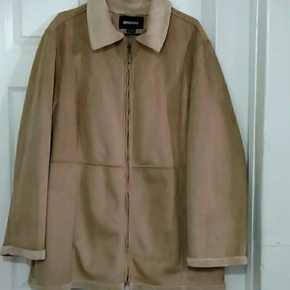 Avenue Women's Suede Coat Full Zipper Jacket w/ Faux Fur Lining Beige Size 18/20